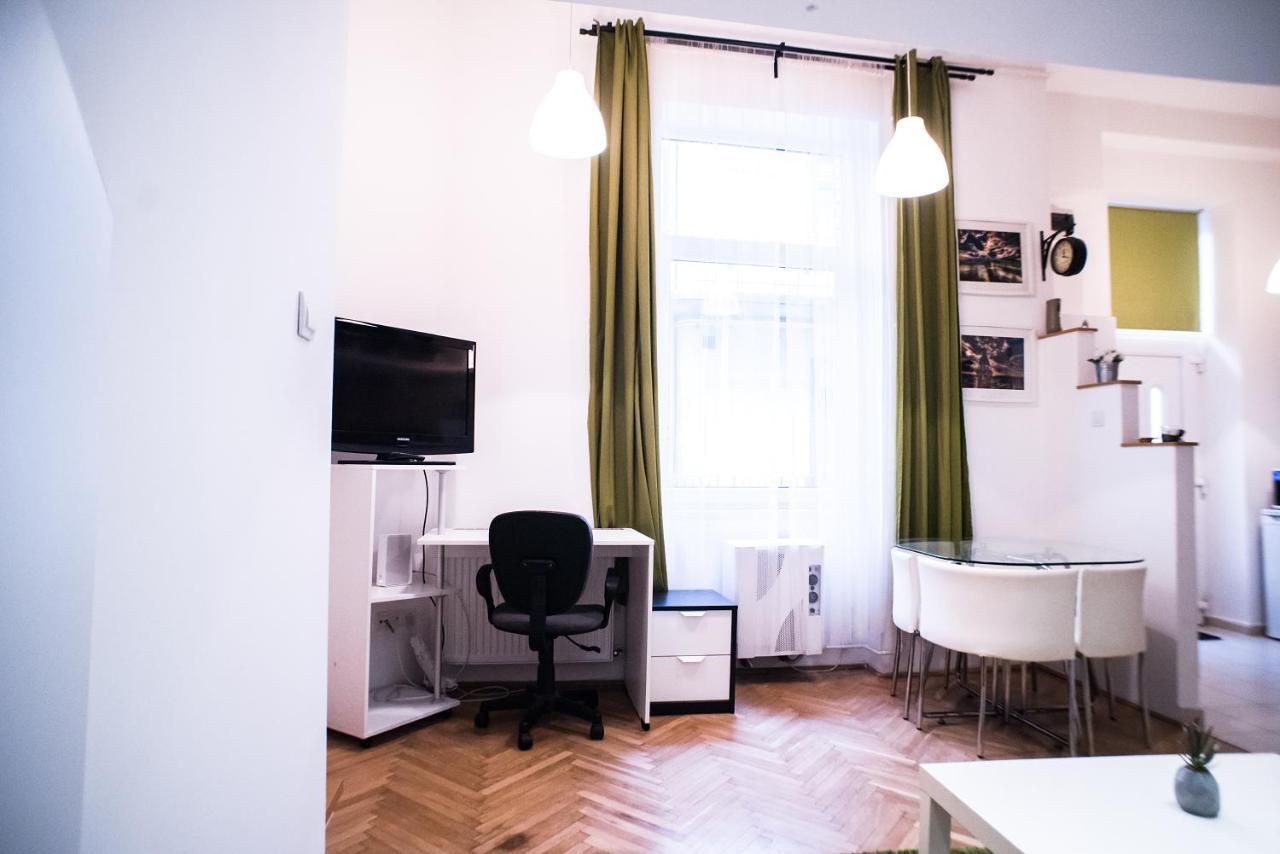 Studio 45 In The City Budapest Ngoại thất bức ảnh